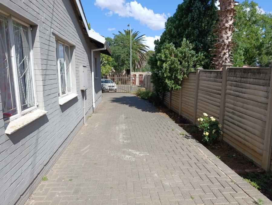 3 Bedroom Property for Sale in Uitsig Free State